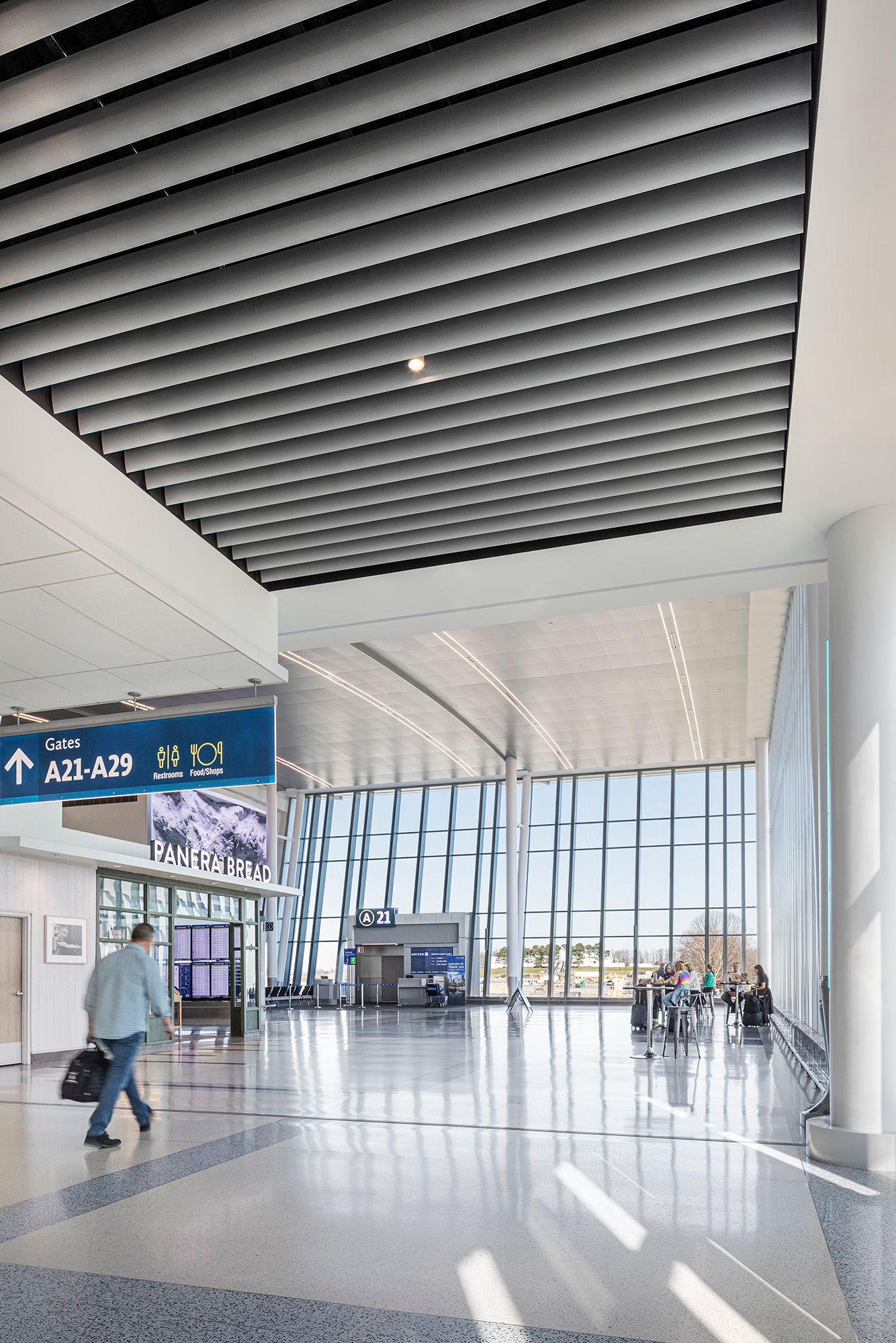 Interior architectural photo of Charlotte Douglas Airport