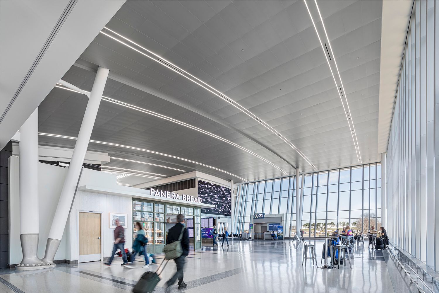 Interior architectural photo of Charlotte Douglas Airport