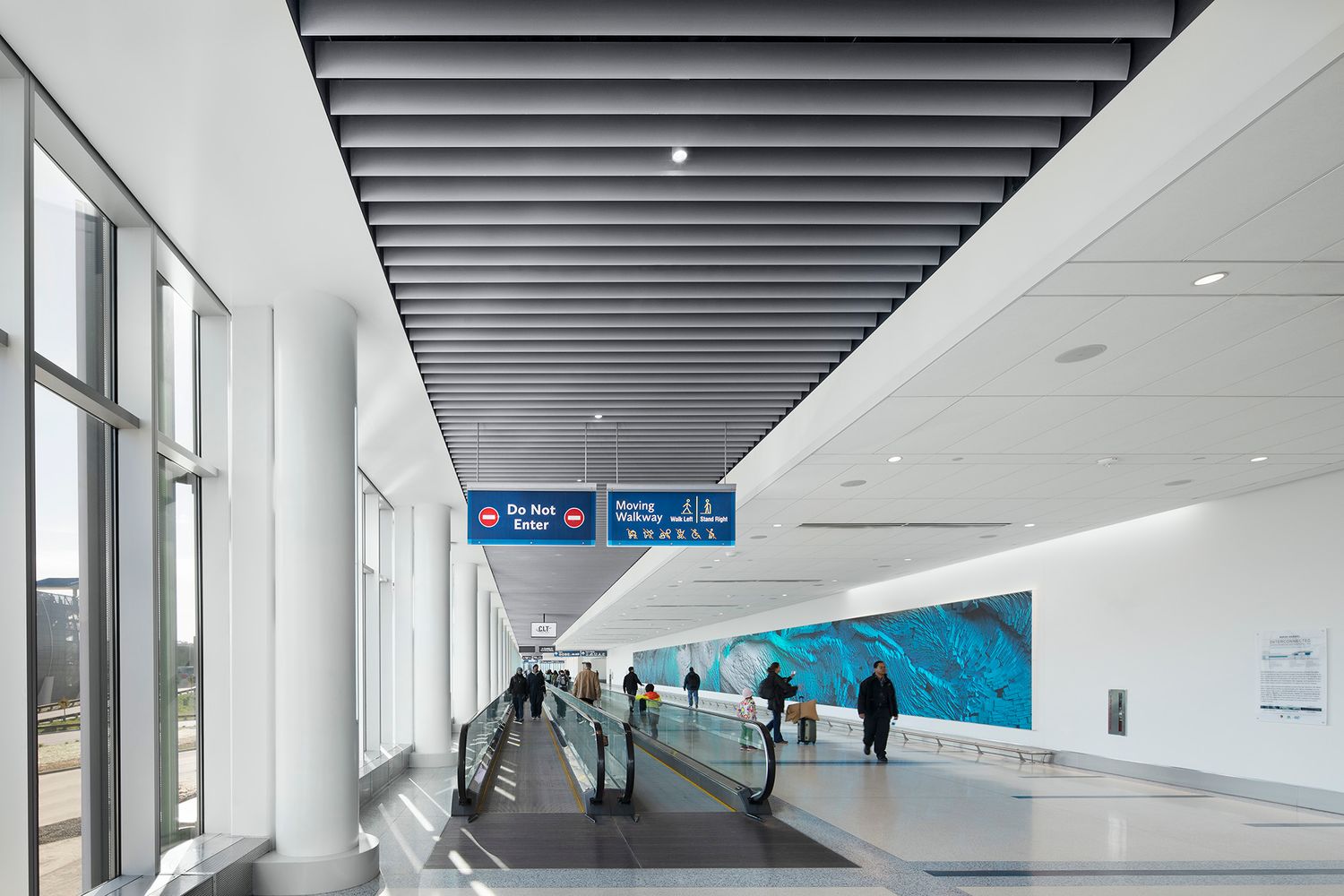 Interior architectural photo of Charlotte Douglas Airport