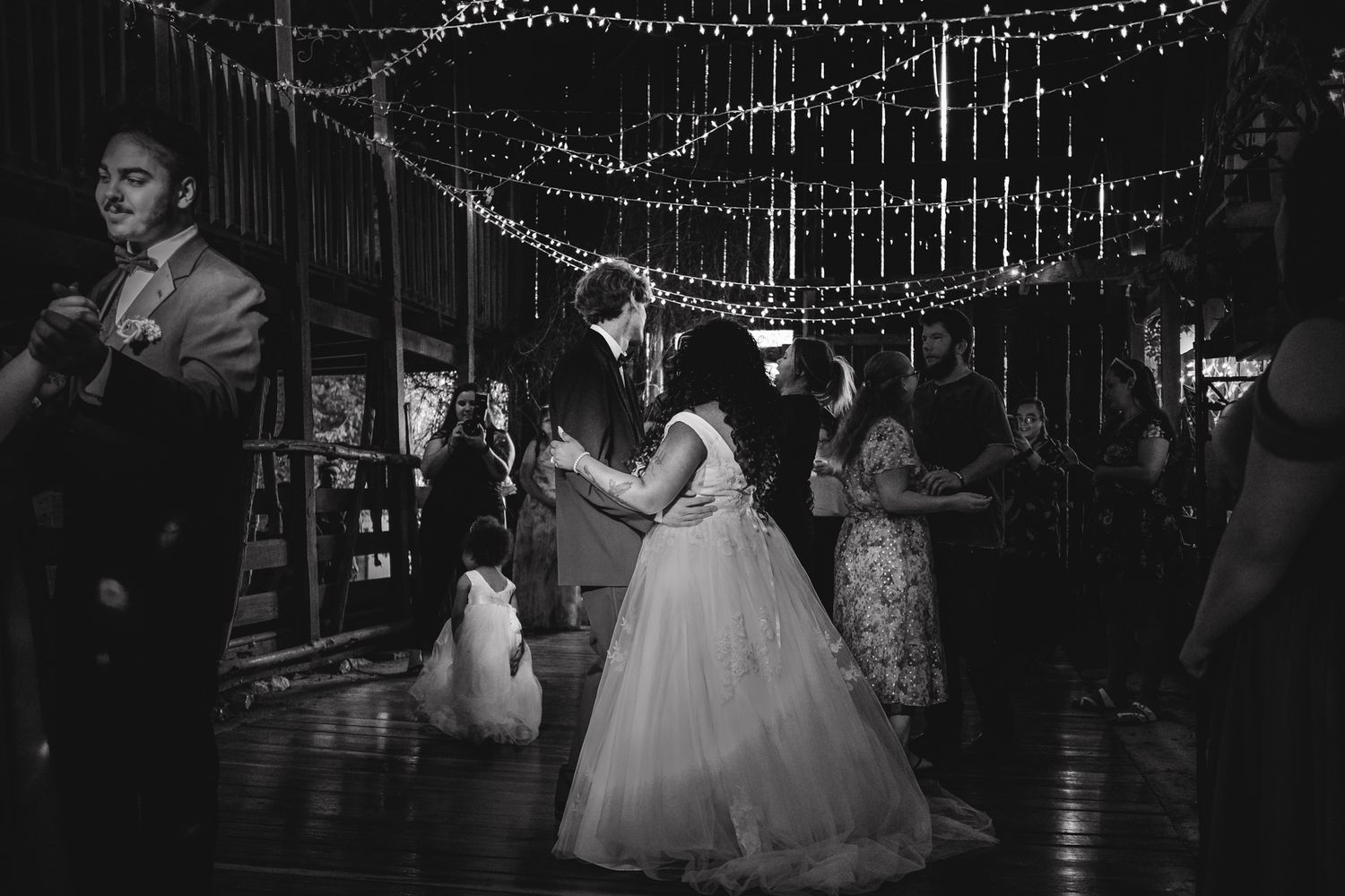 Couple dancing during wedding reception in Branson, Missouri.