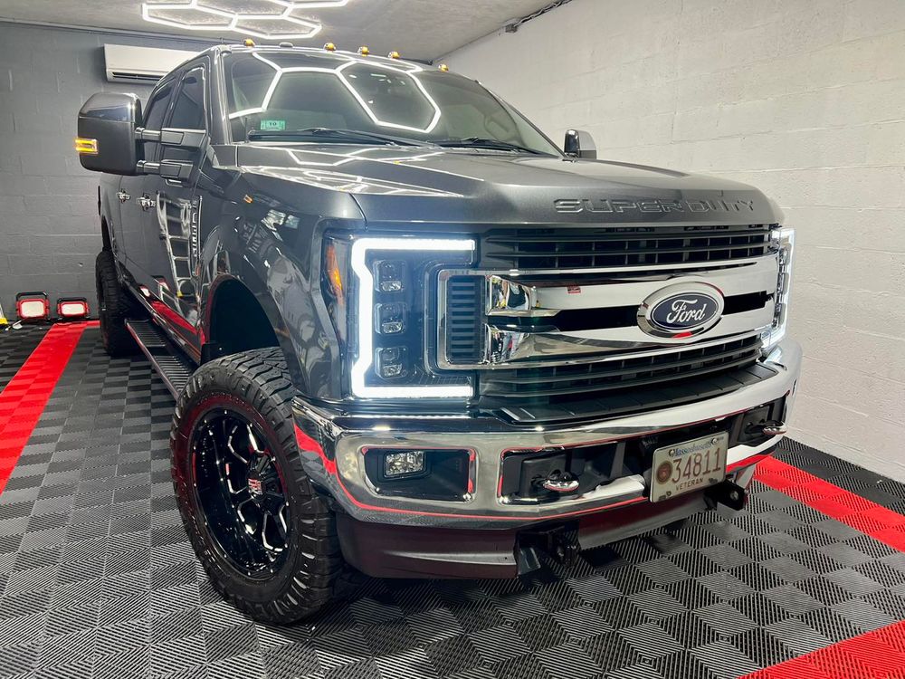 Ford detailing