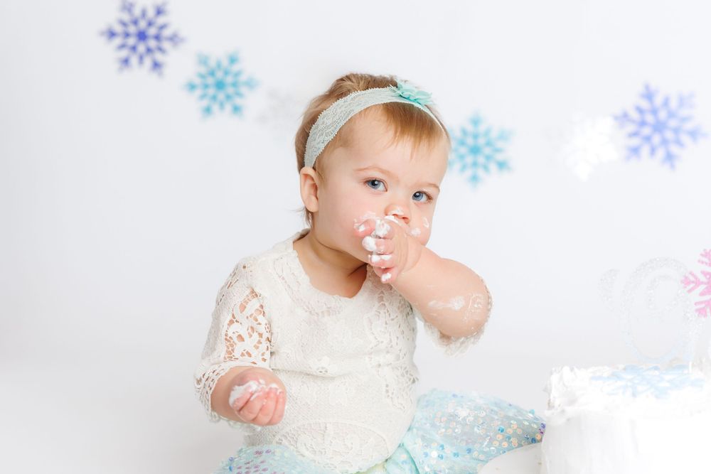 first birthday cake smash white backdrop studio clayton new jersey Gloucester county franklinville mantua glassboro