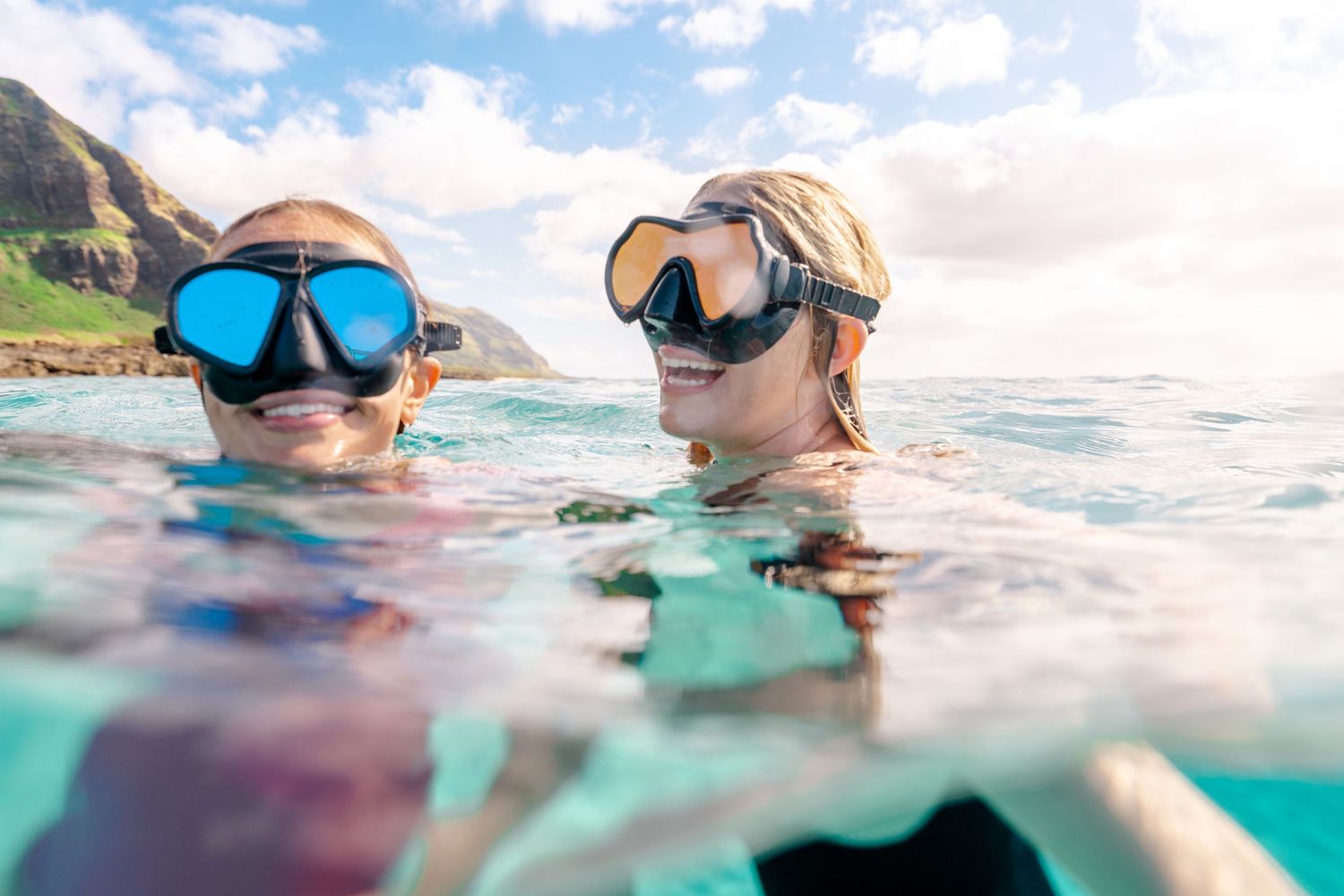 Oahu underwater photographer north shore photography Freedive photos Hawaii dive swimsuit swim model photos