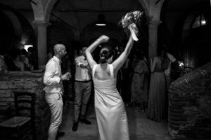 Wedding Reportage, il lanco del bouquet - Marco Foglia Wedding Photography
