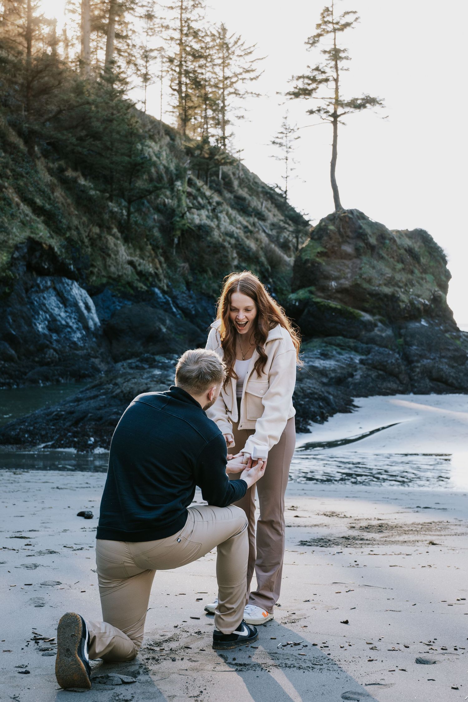 Washington Coast engagement session

Oregon Coast engagement session

PNW engagement photographer

Pacific Northwest engagement photos
coast