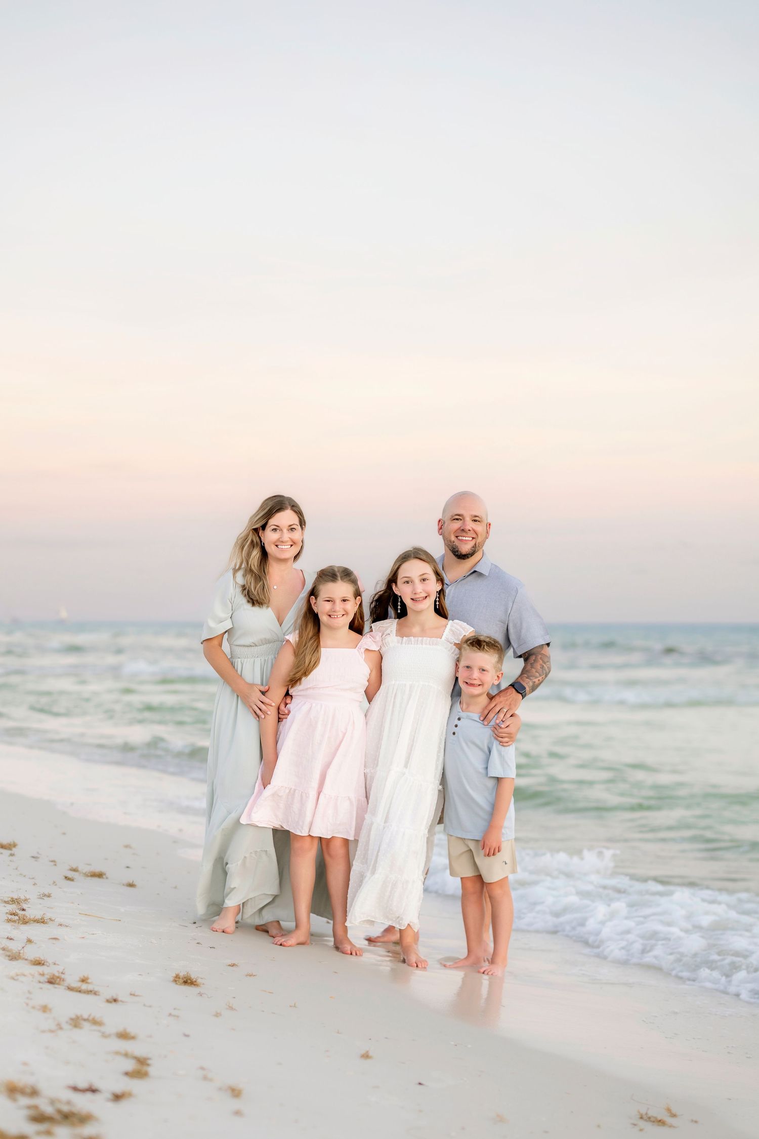 Panama City beach family photographer pcb beach photography light bright airy neutral reasonable pcb mini  session