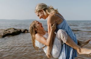 Mother-daughter photo session at Evangeline Beach, Grand Pre, Nova Scotia