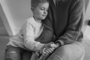 Christmas mini session at the Aframe on Fletcher AirBnb, Halifax Nova Scotia - Charlotte Buckle Photography