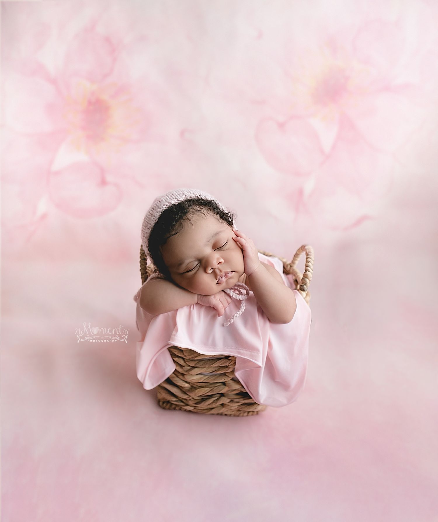 Orlando Newborn Photography, baby girl in pink