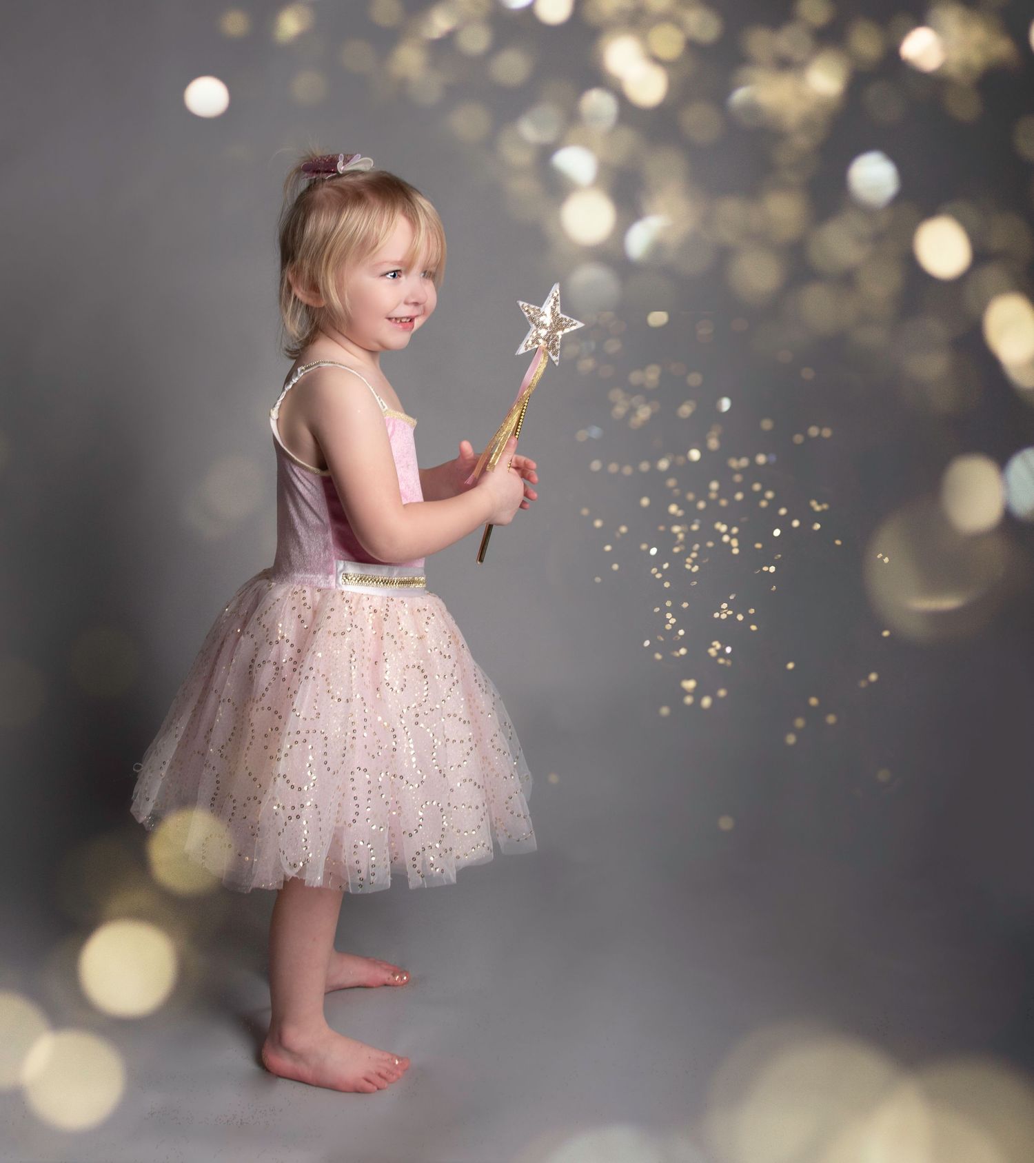 Bromsgrove Worcester newborn baby photoshoot photos family pictures brother sister mom dad