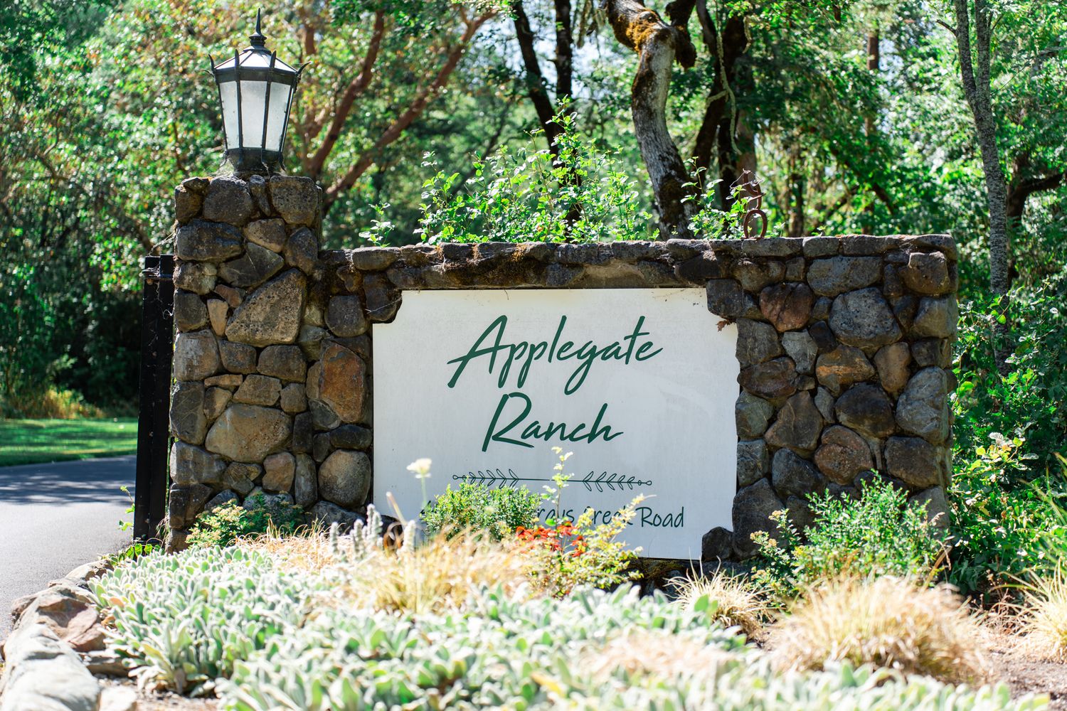 Applegate Ranch wedding venue in Grants Pass, Oregon