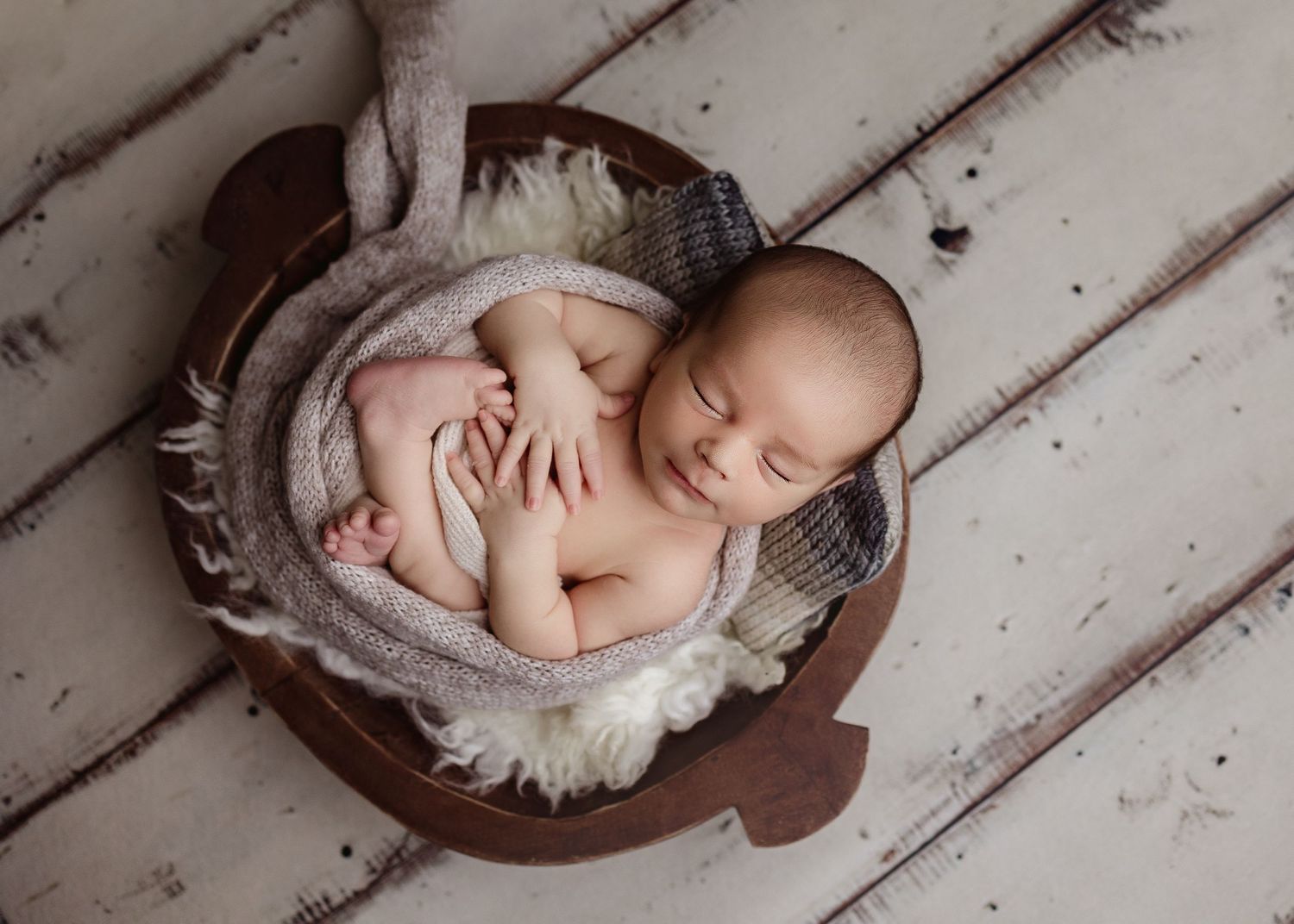 Brandon riverview newborn photographer