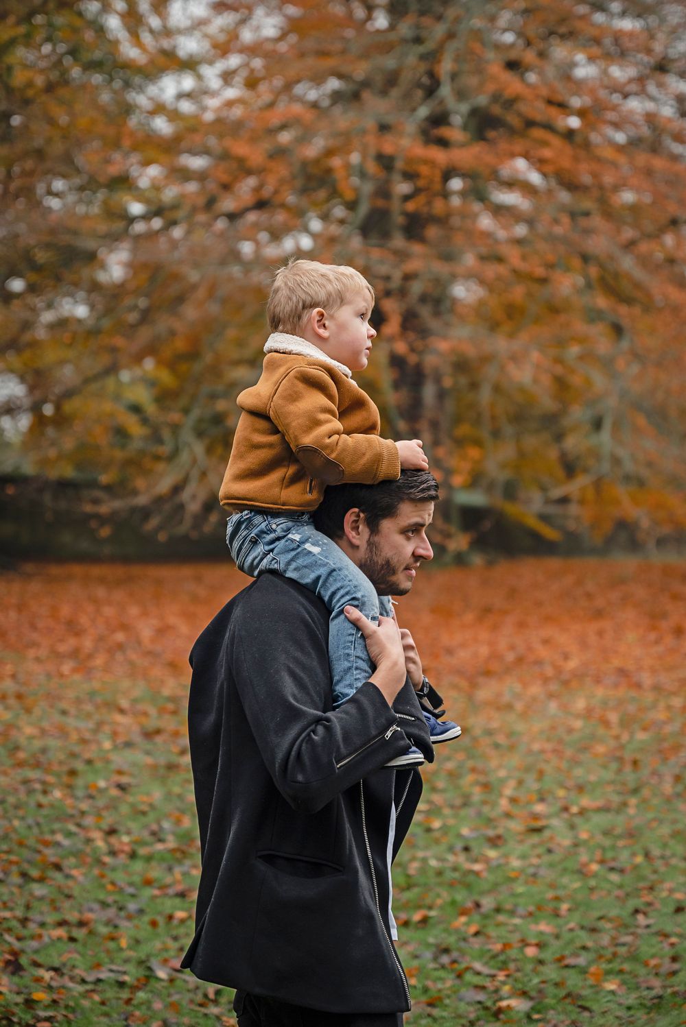 Family Portrait Photographer
Family Portrait
Falkirk Photographer
Autumn Mini Session