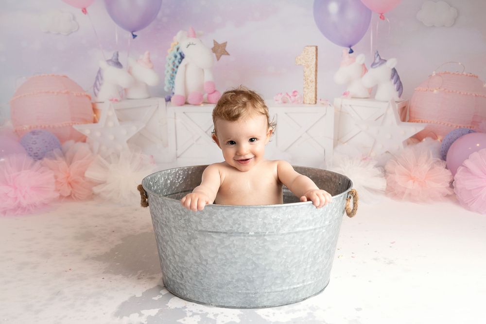 cake smash girl