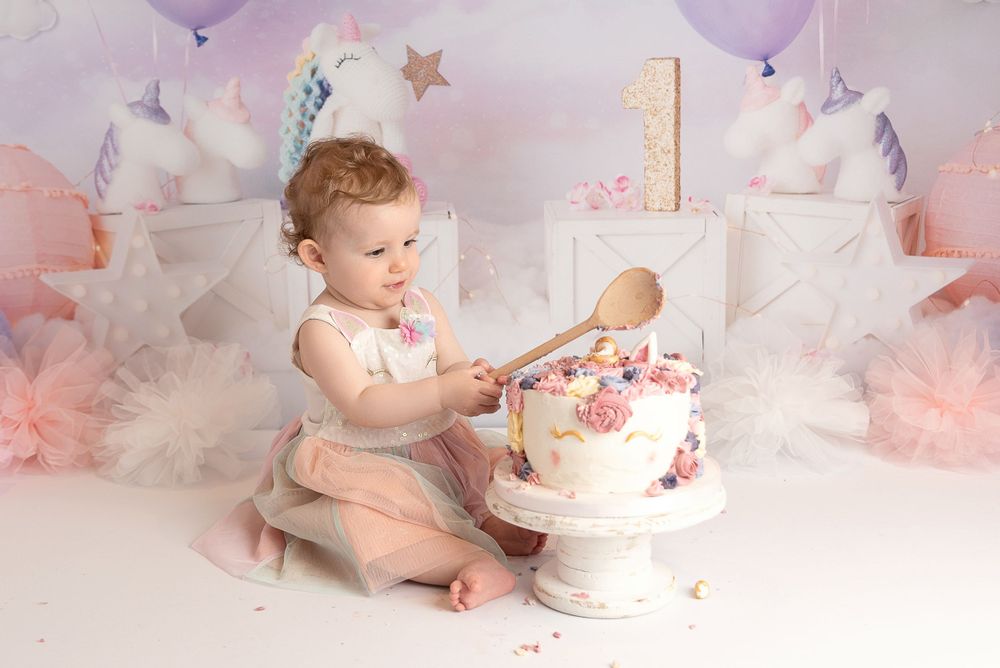cake smash girl