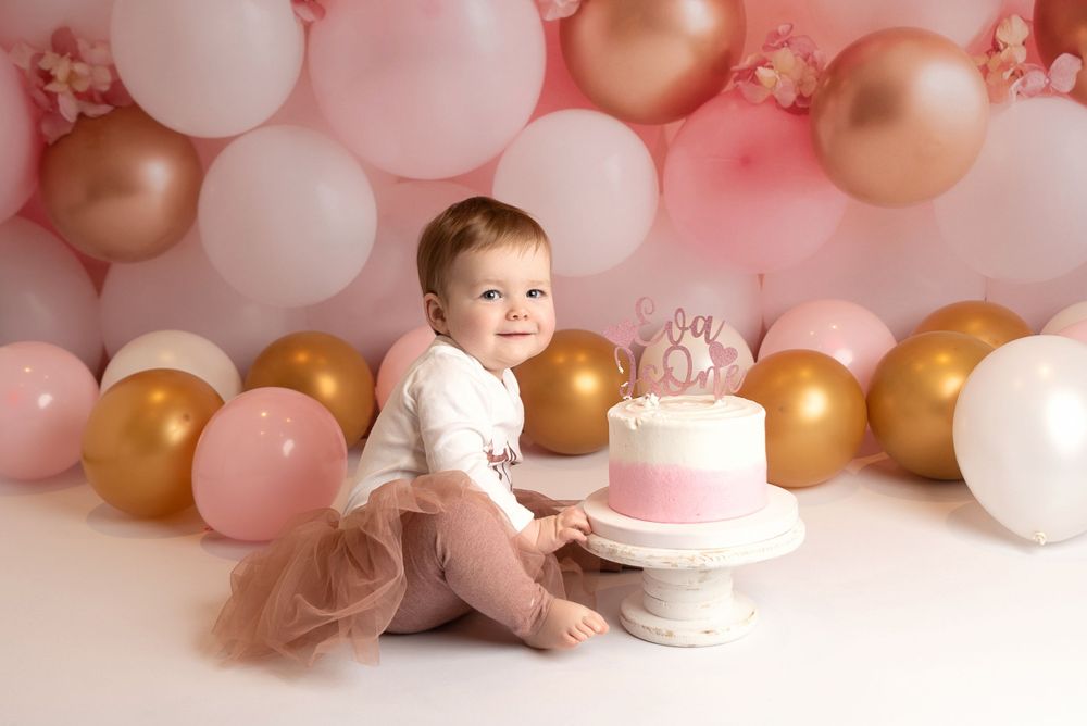 cake smash girl
