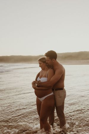 Newcastle Australia: Summer Beach Maternity