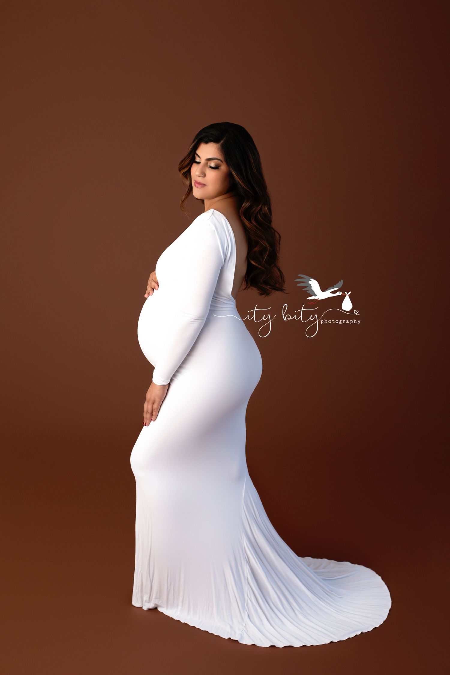 Mama Sumra Cleveland Maternity & Newborn Photographer Pregnant