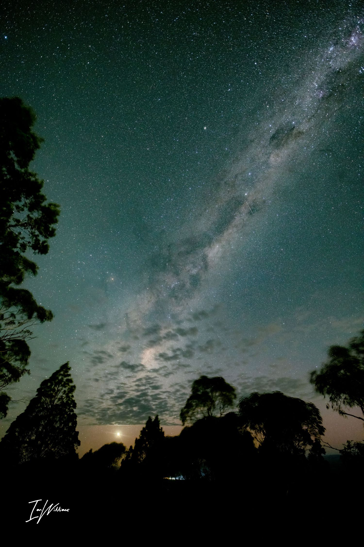 Milky Way rise, Mt Brogden, Griffith area