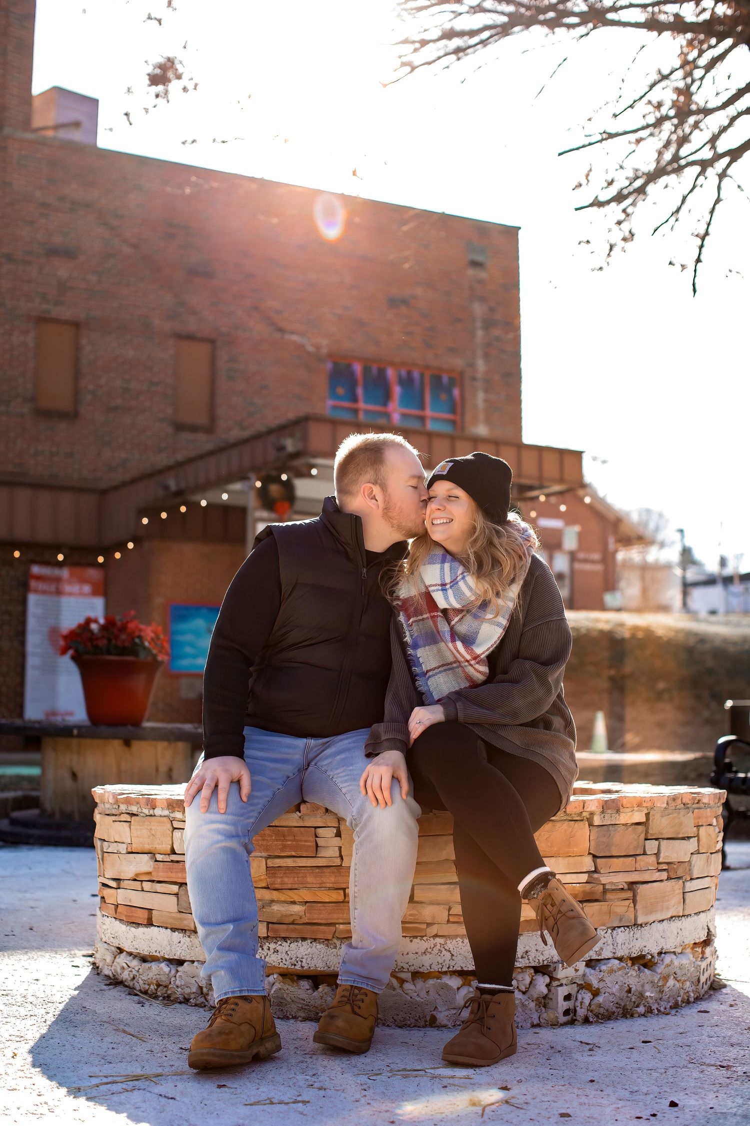 Indiana Couples Elopement Wedding Photographer - Engagement  Anniversary Photos in Fort Wayne. Northeast IN Photography