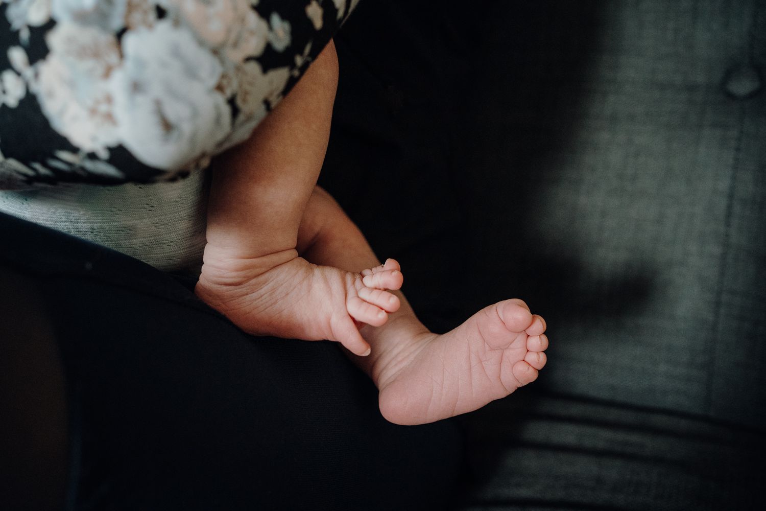Look at those feet, what do I see?  I see perfection.
