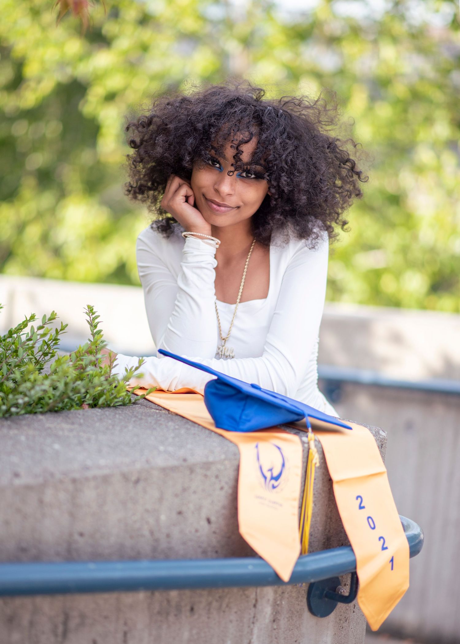 senior - portrait - photographer - Tacoma - package 1, cap and gown