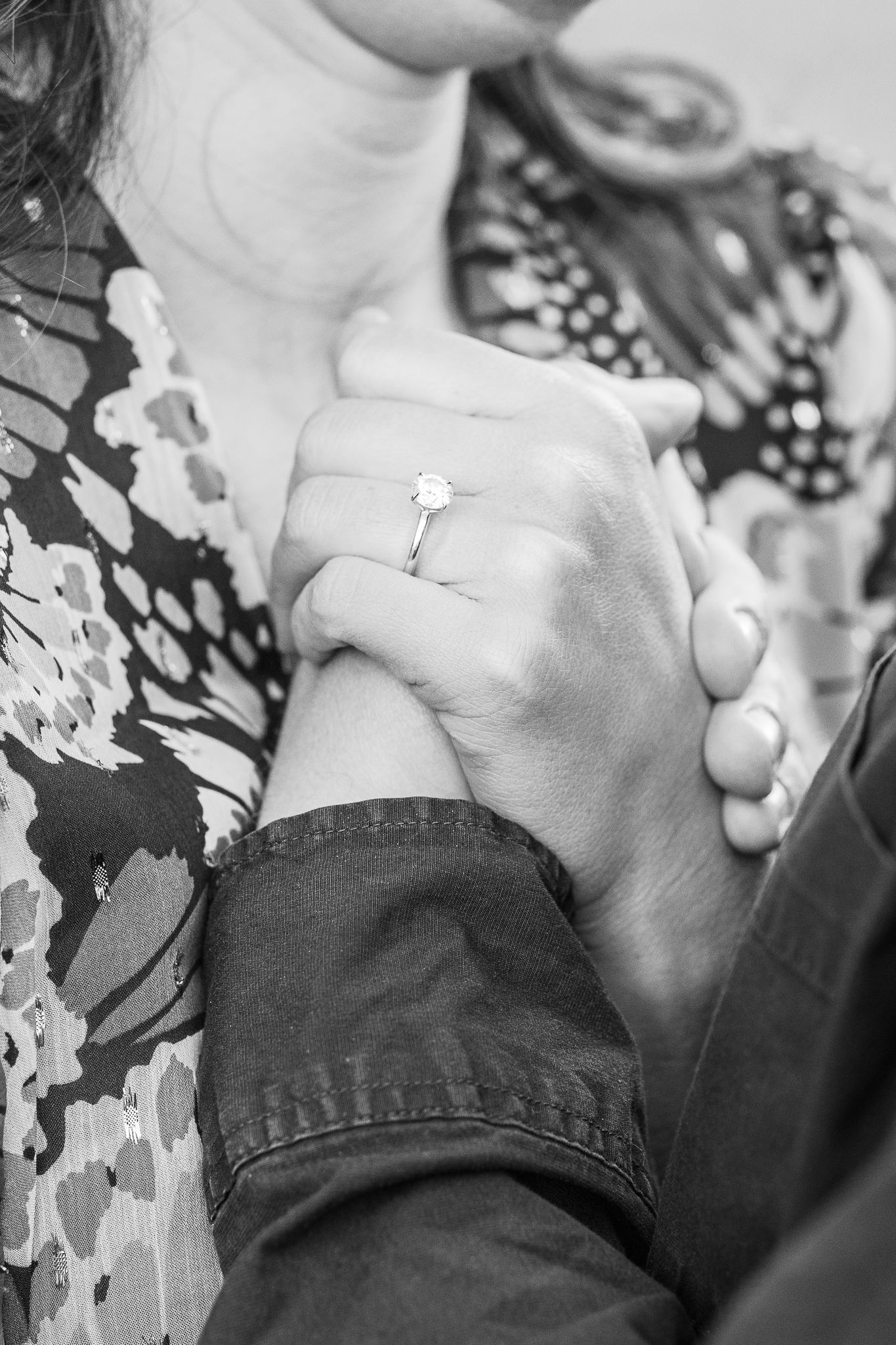 ROCK CREEK PARK ENGAGEMENT PICTURES