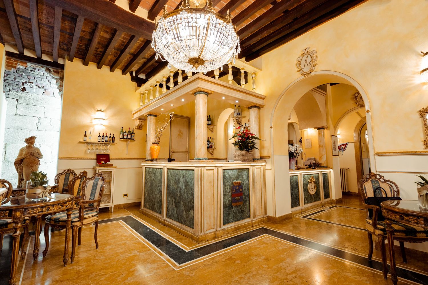 Sala pranzo di un hotel Alexander quattro stelle di Lucca