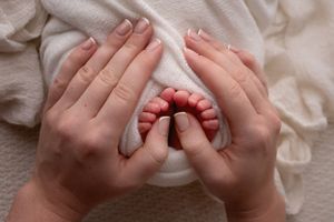 tiny baby feet close up newborn session Wolverhampton