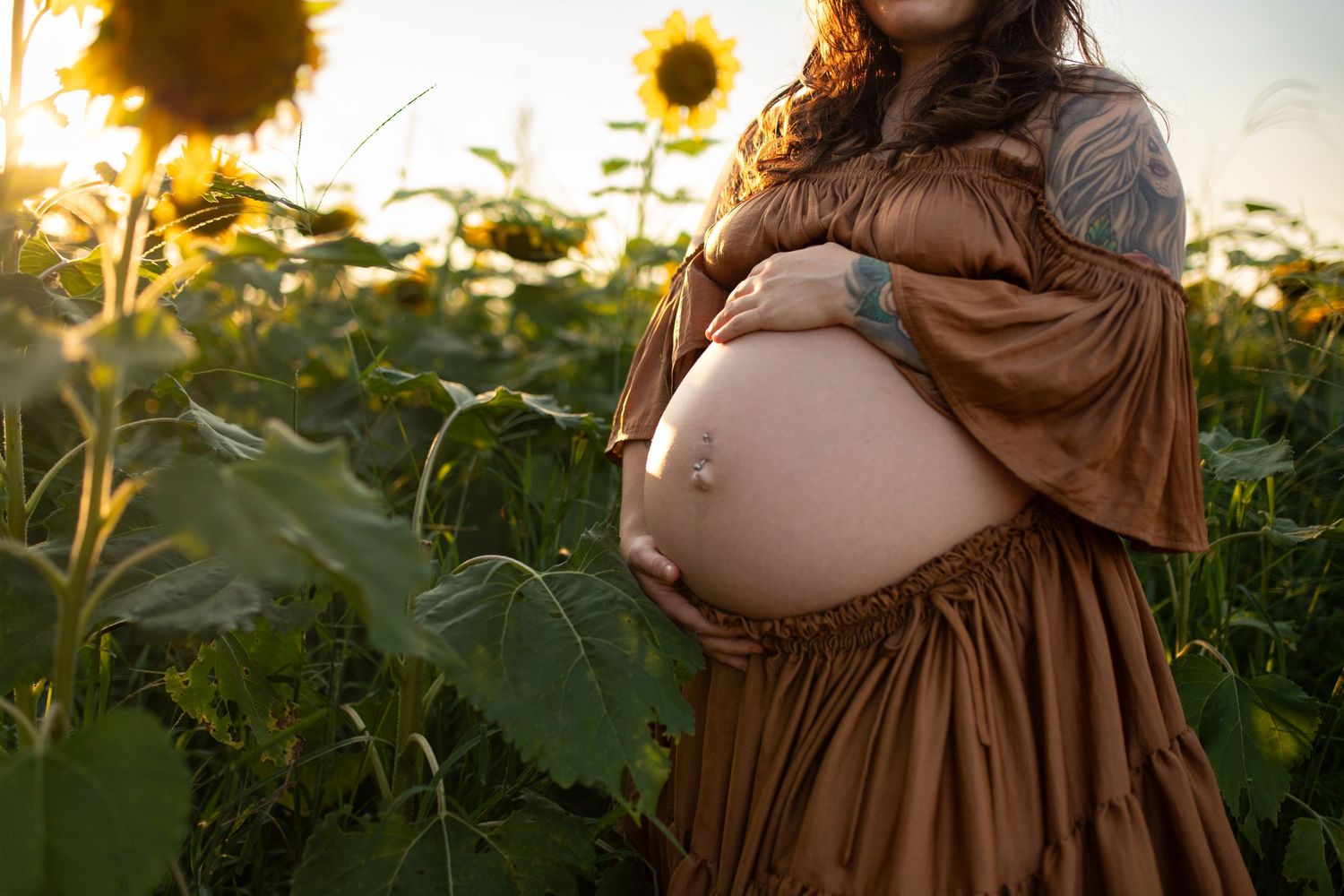 Northern Virginia outdoor maternity photographer