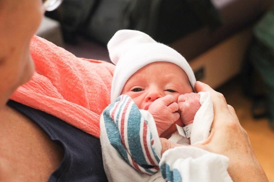 Baby Girl - Newborn Photo Session - Hospital