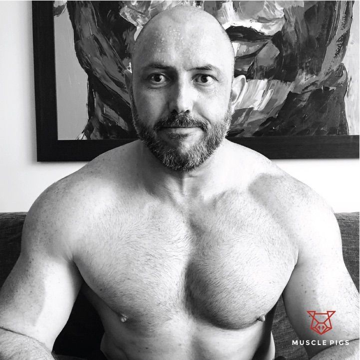 Craig M Menzies