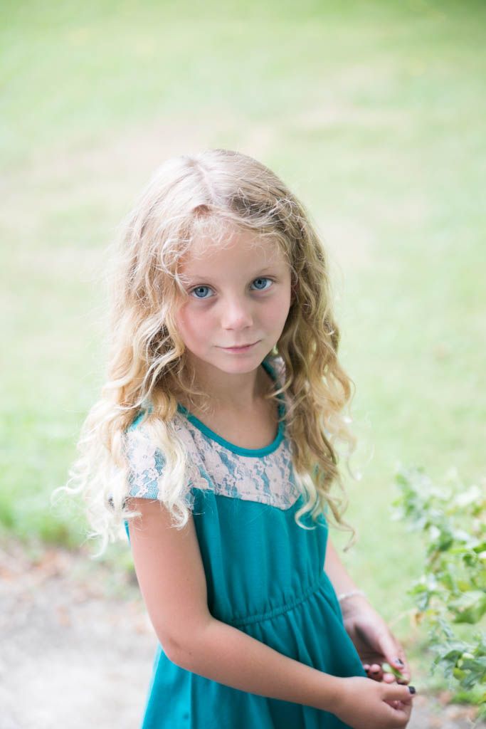 Outdoor children's portrait - Hudson Valley family photographer