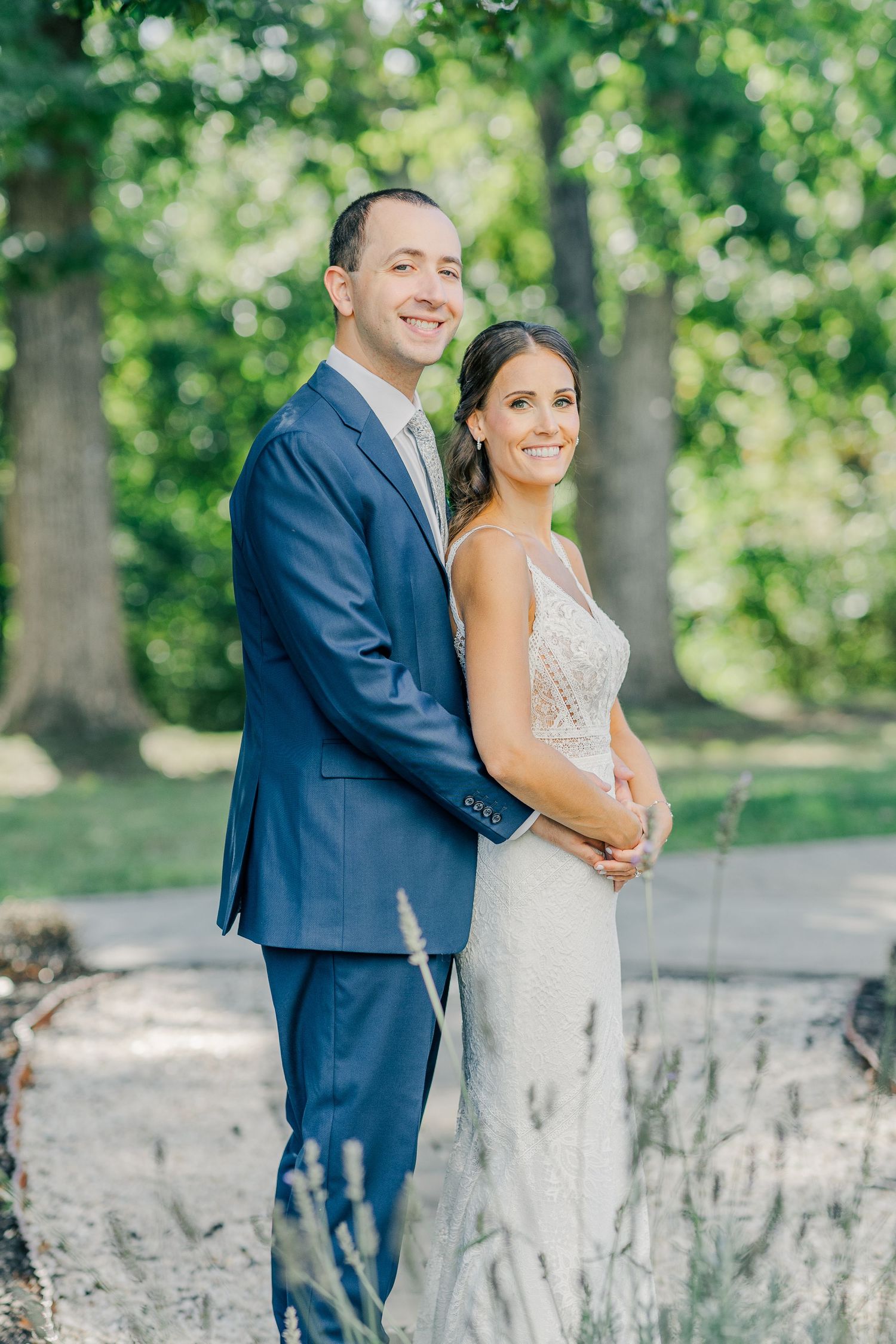 RUST MANOR HOUSE LEESBURG VIRGINIA WEDDING PICTURES BRIDE GROOM