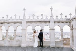 fishermans-bastion-wedding-couple-with-budapest-view-danube-parliament-romantic-destination-elopement.jpg