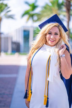 FAU Graduation photographer pricing