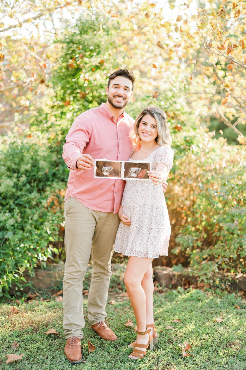 Extended family fall session at Veterans Park
 Park in downtown Tulsa, OK.