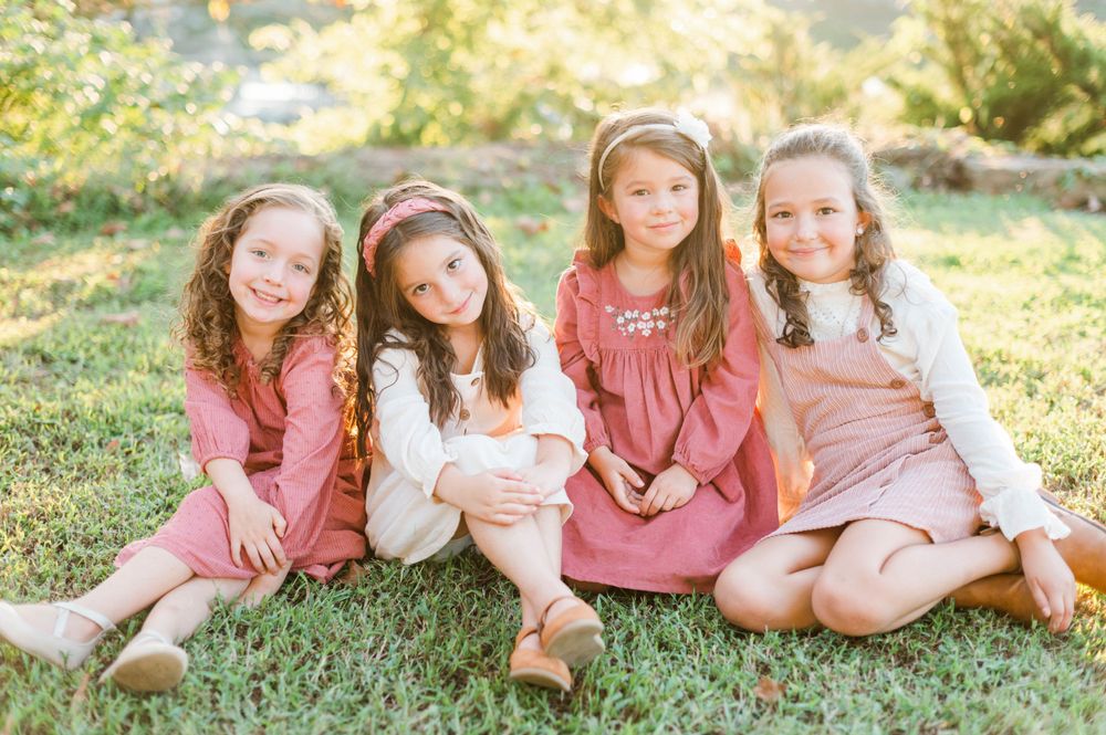 Extended family fall session at Veterans Park
 Park in downtown Tulsa, OK.