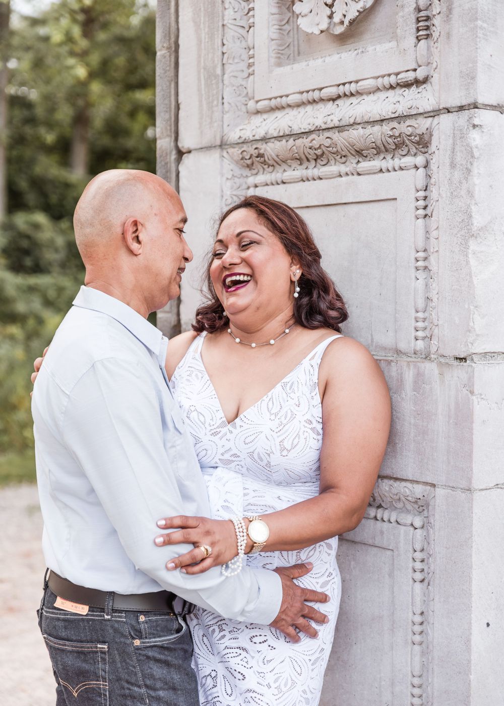 Summer couples/engagement photos at Guildwood Inn Estate in Scarborough, Ontario