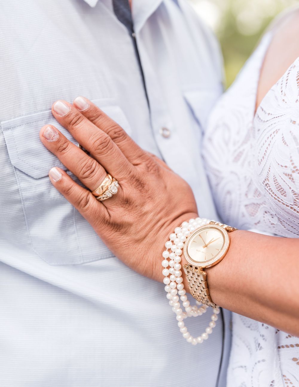 Summer couples/engagement photos at Guildwood Inn Estate in Scarborough, Ontario