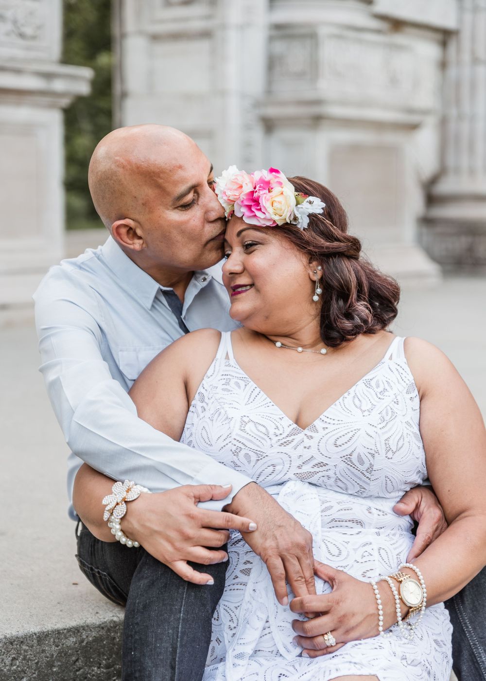 Summer couples/engagement photos at Guildwood Inn Estate in Scarborough, Ontario