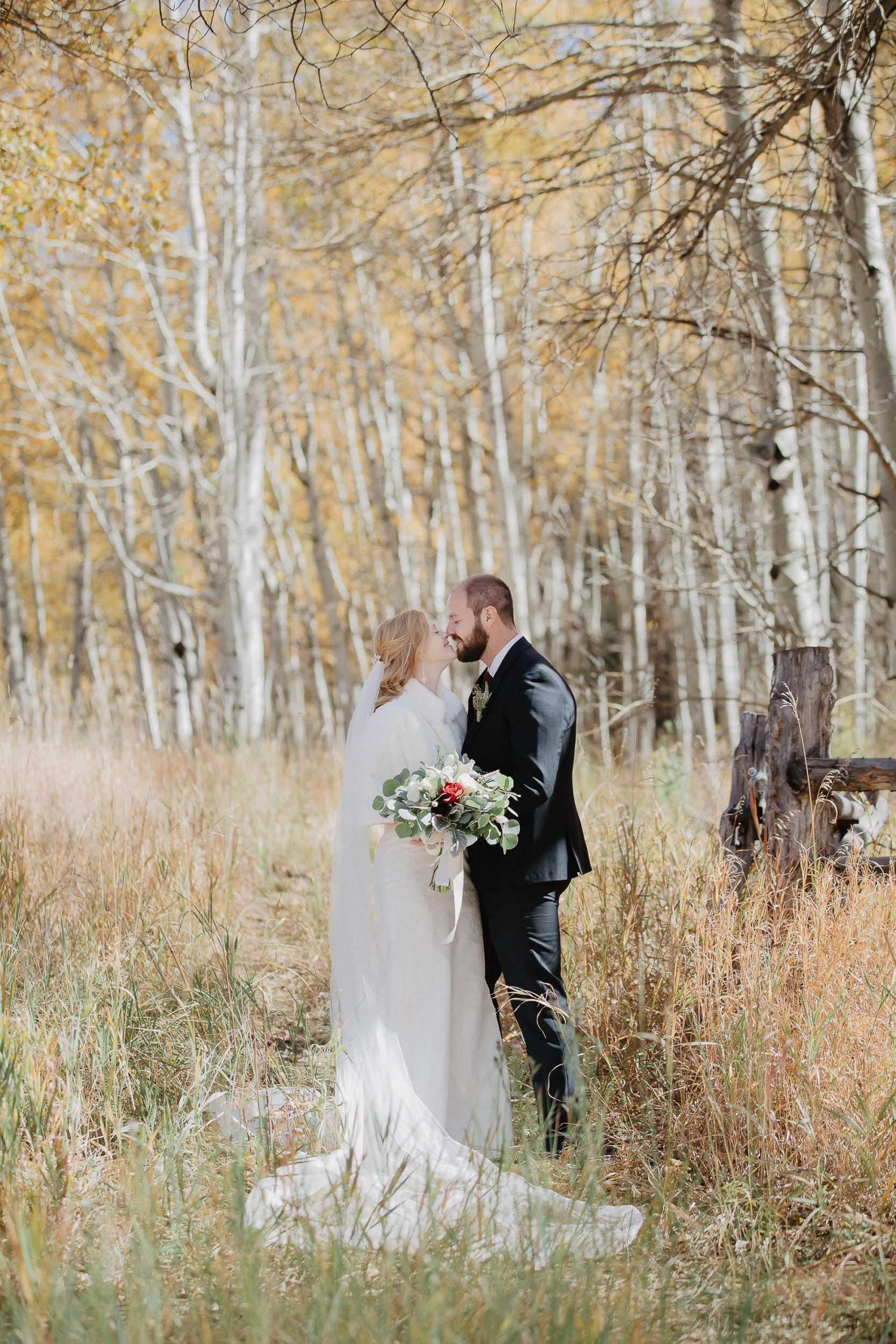 50 Of Elopements Occur In This Month Plan Your Surprise Wedding Now - vmvi57k