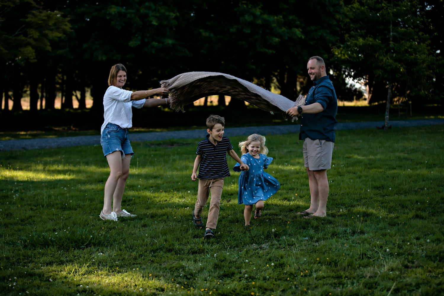 Palmerston North Newborn Baby Family Photographer. Mt Lees reserve