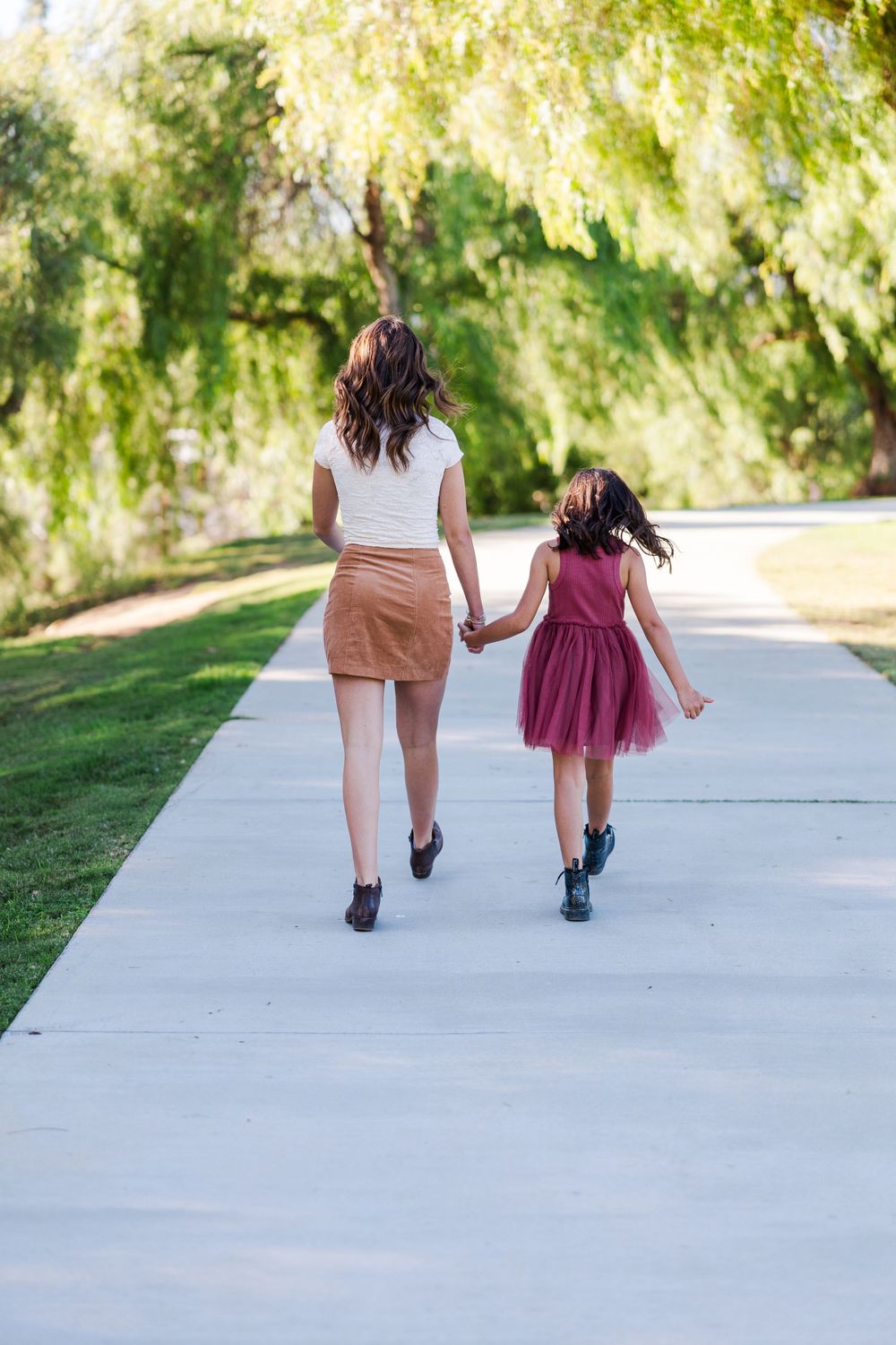 Professional family portraits in Simi Valley, Great with kids photographer, Fun family photographer, best family photographer in Simi Valley