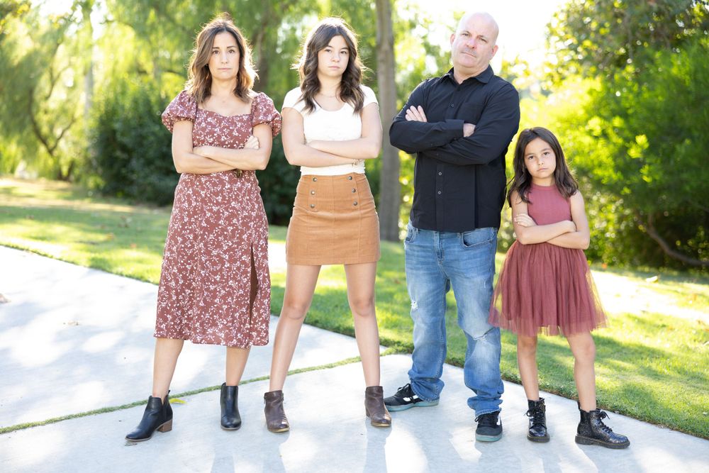 Professional family portraits in Simi Valley, Great with kids photographer, Fun family photographer, best family photographer in Simi Valley