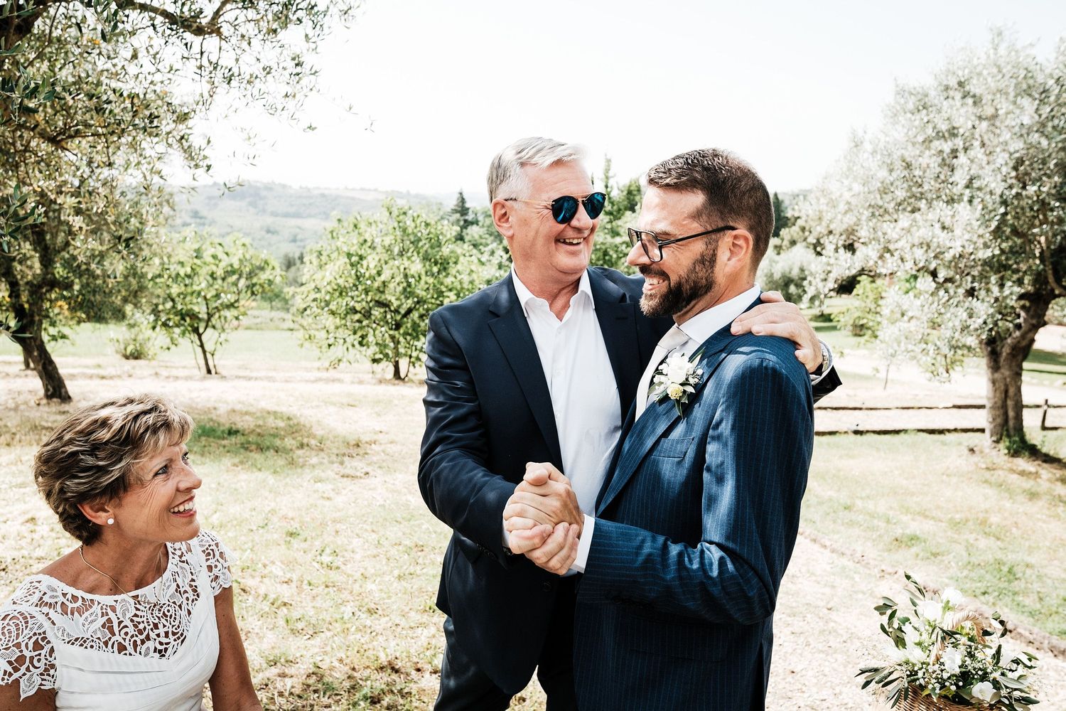 TLOOK photographe de mariage de style documentaire, Tenuta Di Sticciano en Toscane cérémonie dans les oliviers
