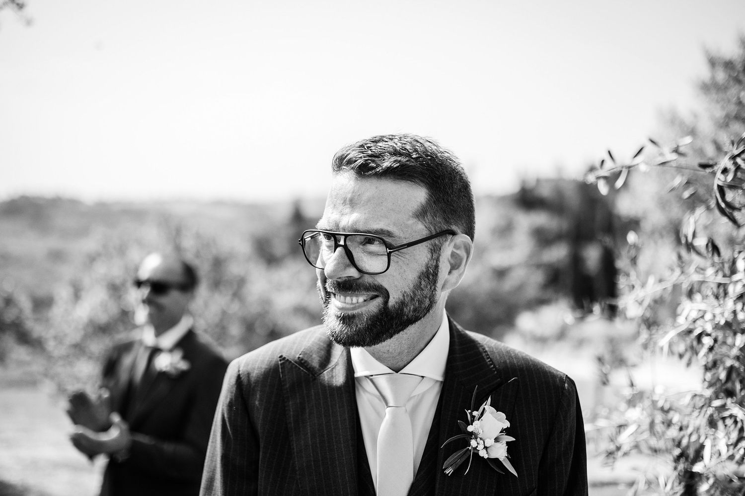 TLOOK photographe de mariage de style documentaire, Tenuta Di Sticciano en Toscane cérémonie dans les oliviers