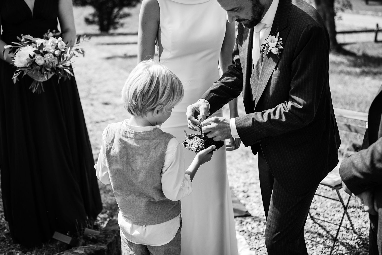 TLOOK photographe de mariage de style documentaire, Tenuta Di Sticciano en Toscane cérémonie dans les oliviers