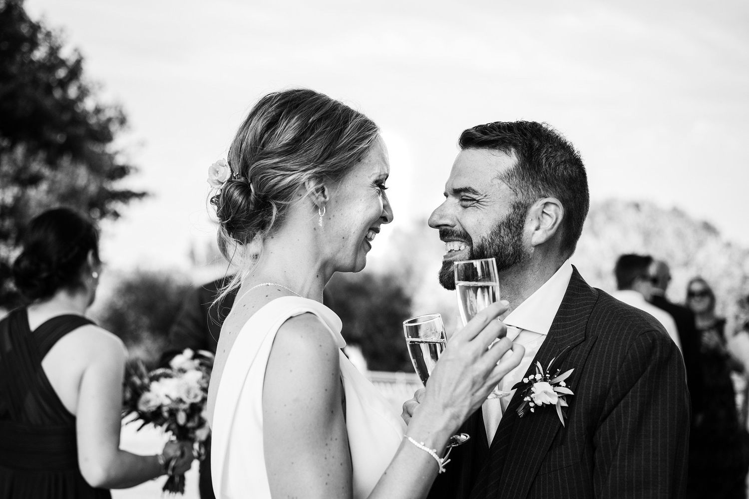 TLOOK photographe de mariage de style documentaire, Tenuta Di Sticciano en Toscane cocktail