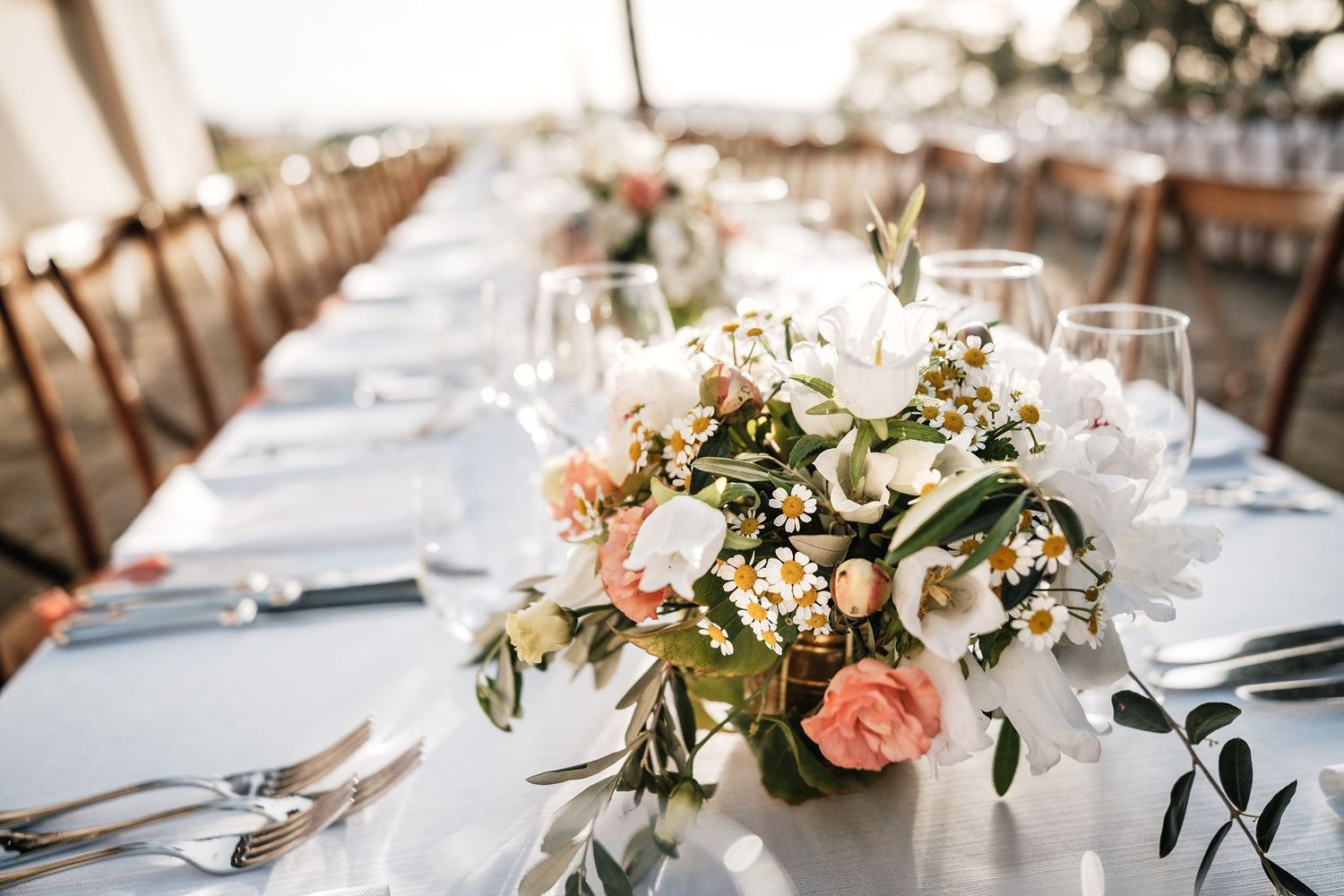 TLOOK photographe de mariage de style documentaire, Tenuta Di Sticciano en Toscane décorations
